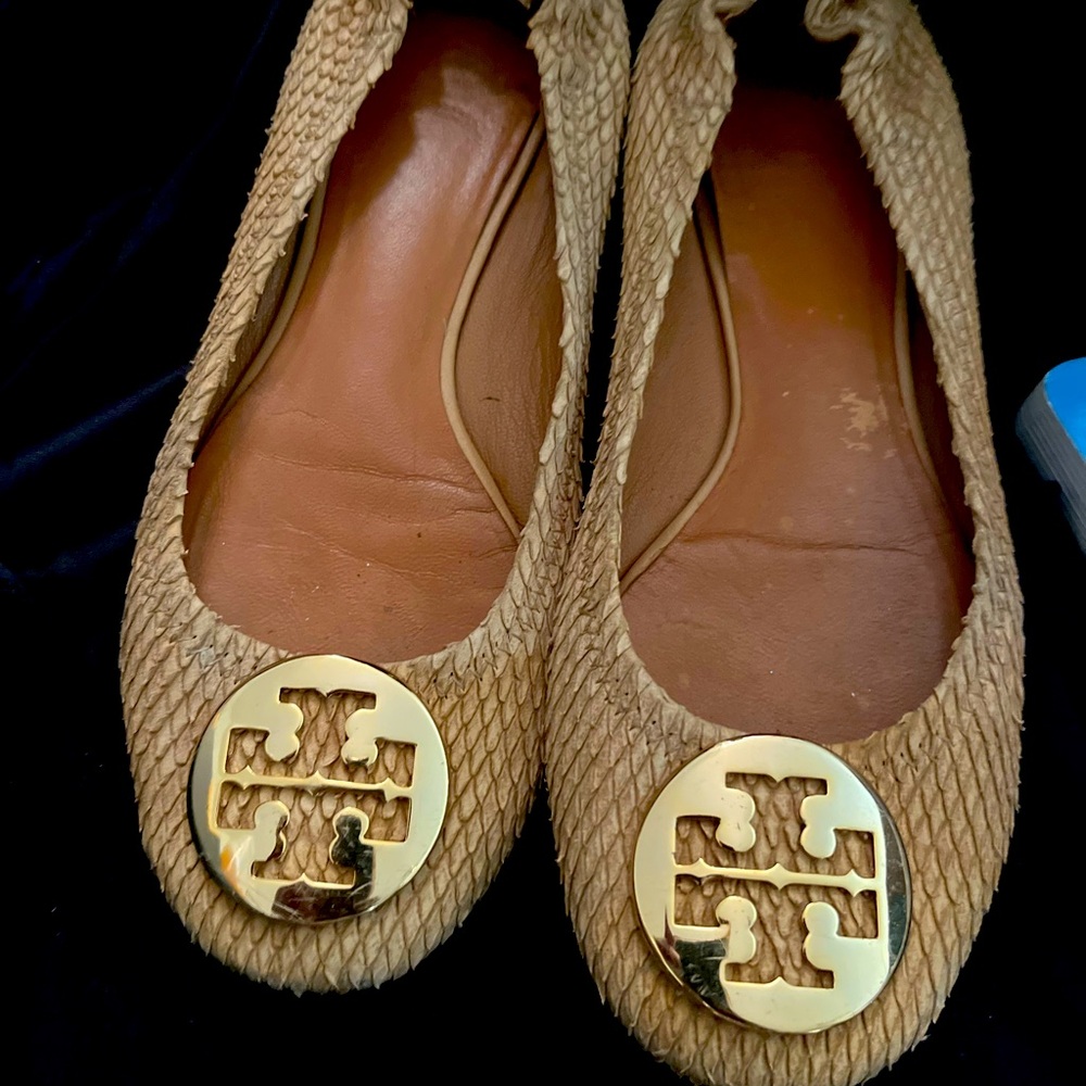 Vintage Tory Birch size 7 1/2. Color light brown